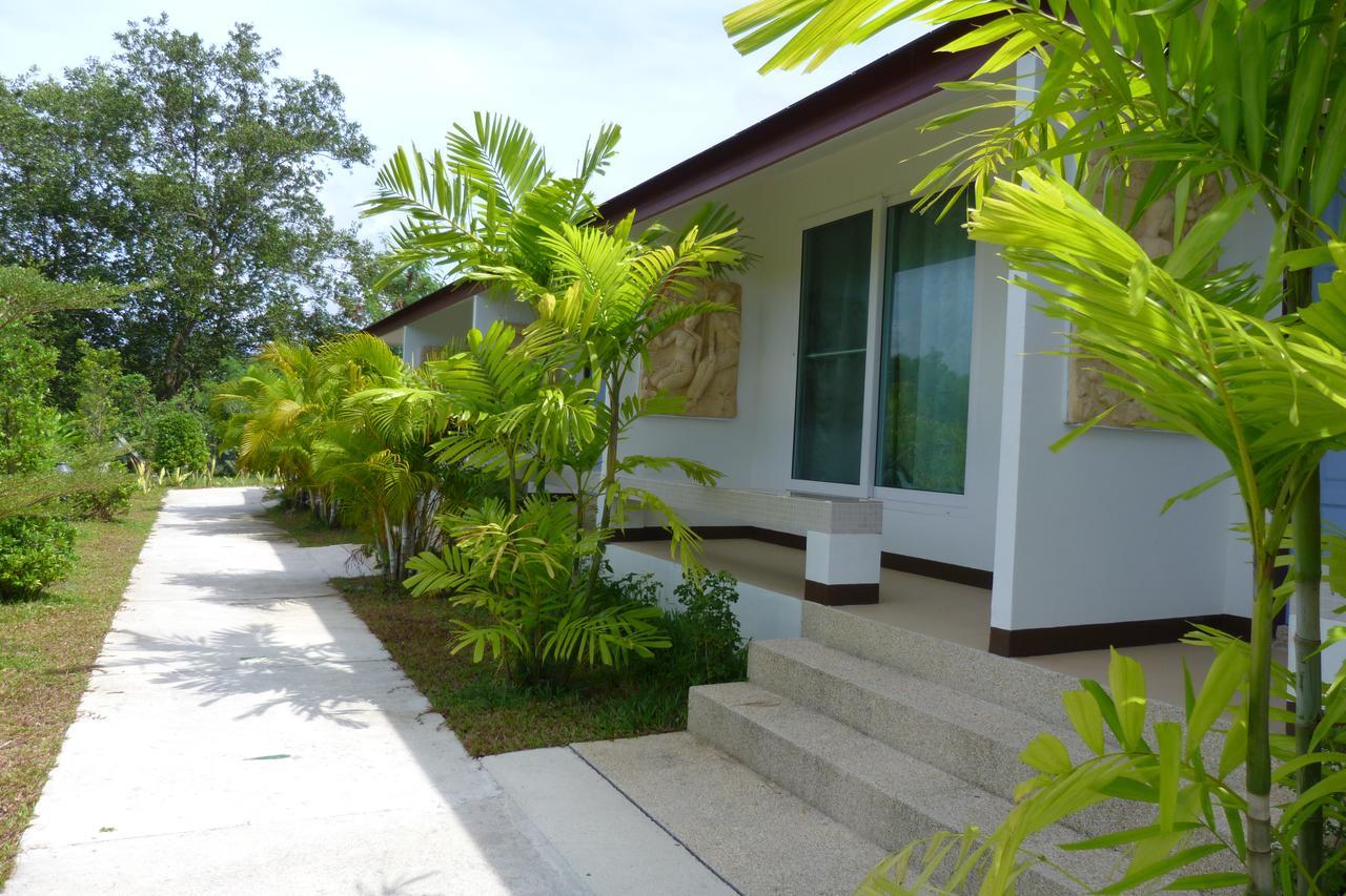 Chaiyo Resort Phuket Exterior foto